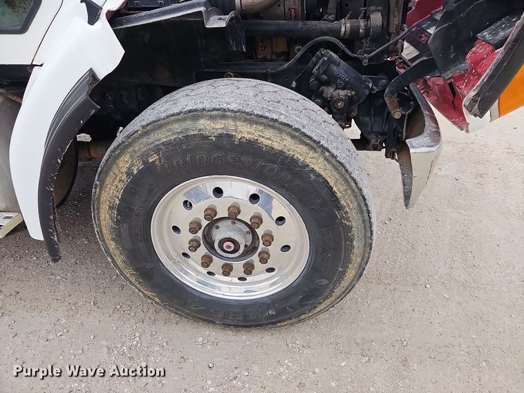 image for item NP9259 2001 Sterling L-Line  crane truck