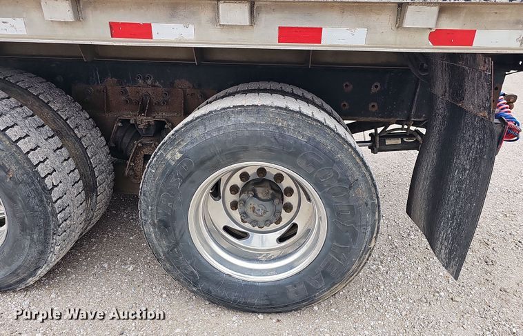 image for item NP9259 2001 Sterling L-Line  crane truck