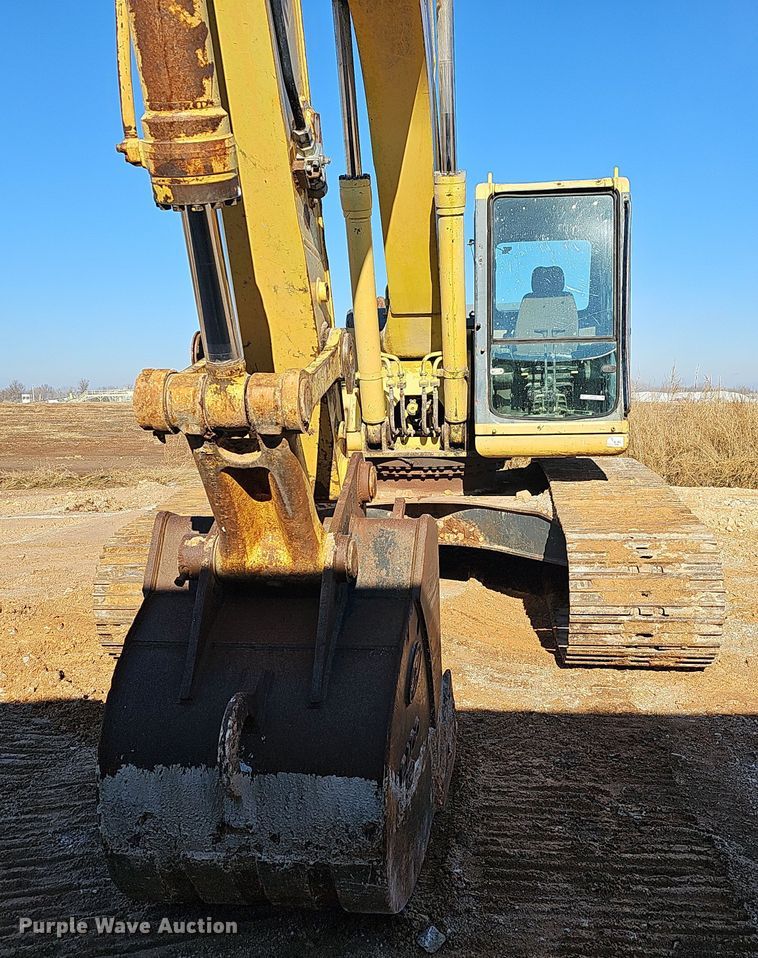 image for item NP9260 1994 Komatsu PC220LC  excavator