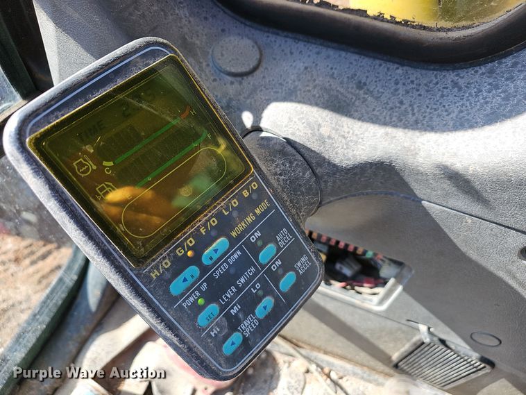 image for item NP9260 1994 Komatsu PC220LC  excavator