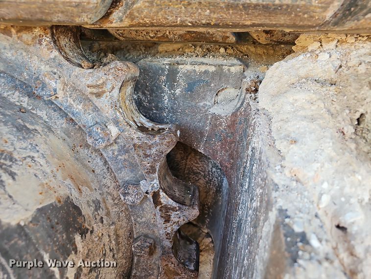 image for item NP9260 1994 Komatsu PC220LC  excavator