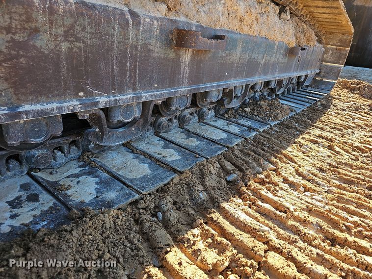 image for item NP9260 1994 Komatsu PC220LC  excavator