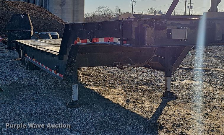 image for item NP9262 1979 Muv-All 40521  drop deck equipment trailer