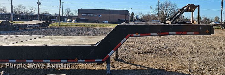 image for item NP9262 1979 Muv-All 40521  drop deck equipment trailer