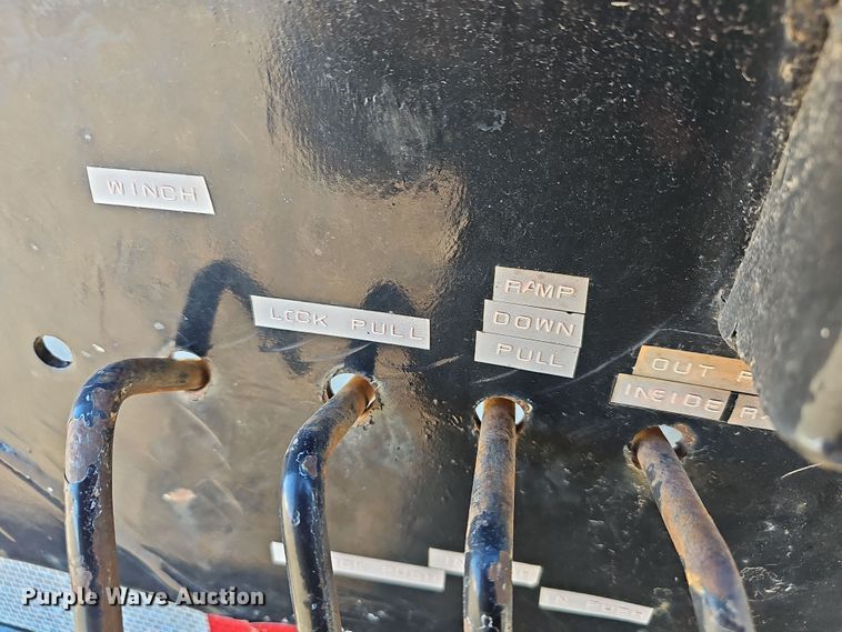 image for item NP9262 1979 Muv-All 40521  drop deck equipment trailer