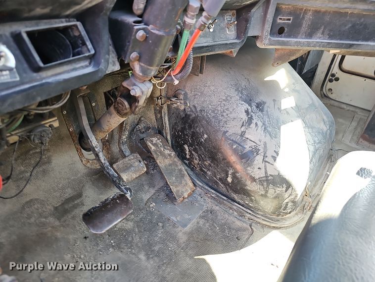 image for item NP9268 1989 White GMC WCS water truck