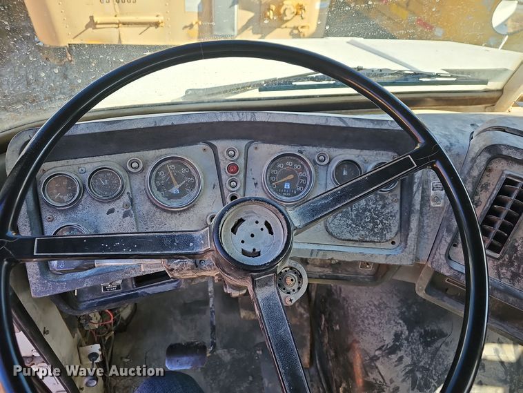 image for item NP9268 1989 White GMC WCS water truck