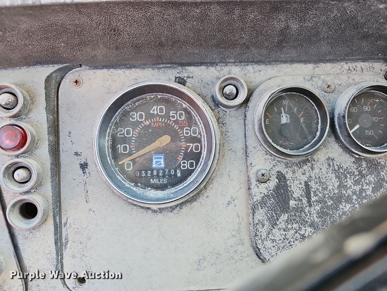 image for item NP9268 1989 White GMC WCS water truck