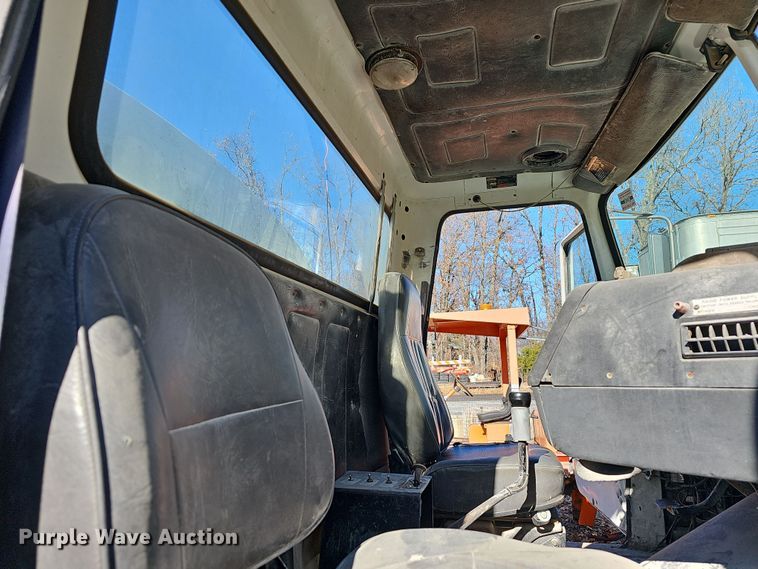 image for item NP9268 1989 White GMC WCS water truck