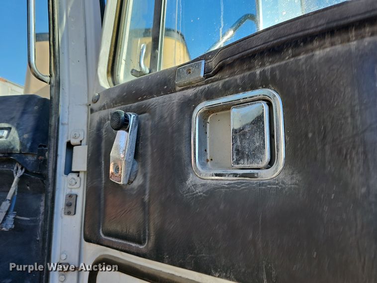 image for item NP9268 1989 White GMC WCS water truck