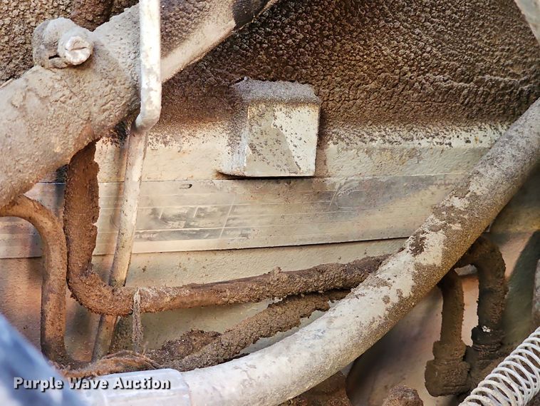 image for item NP9268 1989 White GMC WCS water truck