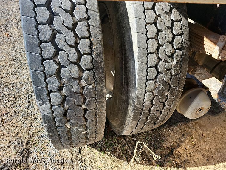 image for item NP9268 1989 White GMC WCS water truck