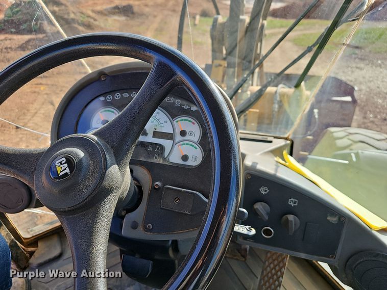 image for item NP9270 2006 Caterpillar 924G wheel loader