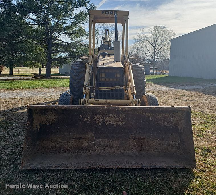 image for item NP9273 Ford 555A  backhoe