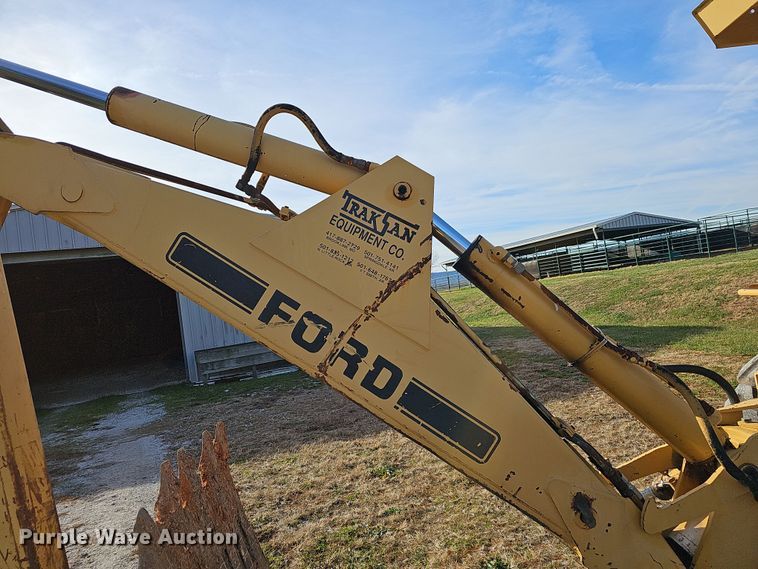 image for item NP9273 Ford 555A  backhoe