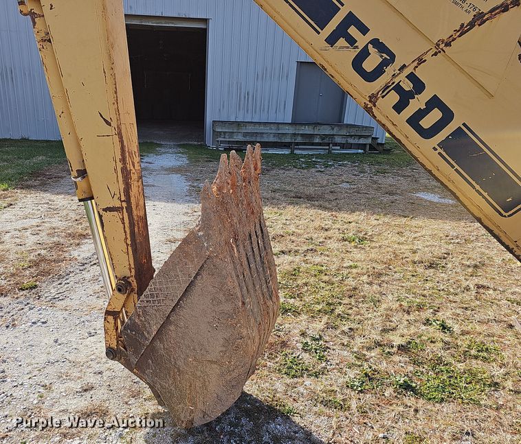 image for item NP9273 Ford 555A  backhoe