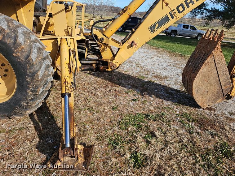 image for item NP9273 Ford 555A  backhoe