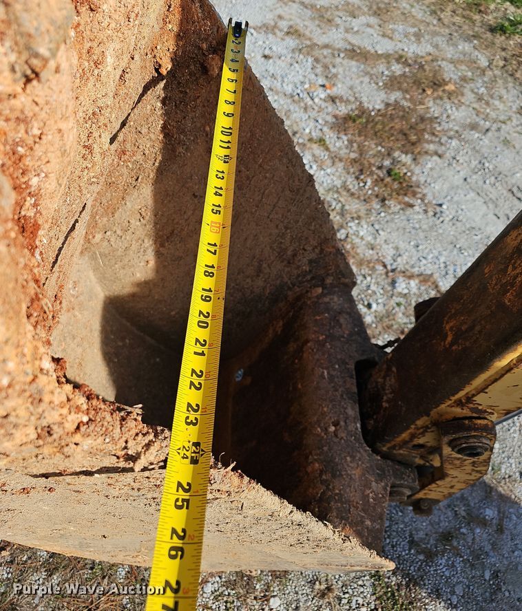 image for item NP9273 Ford 555A  backhoe