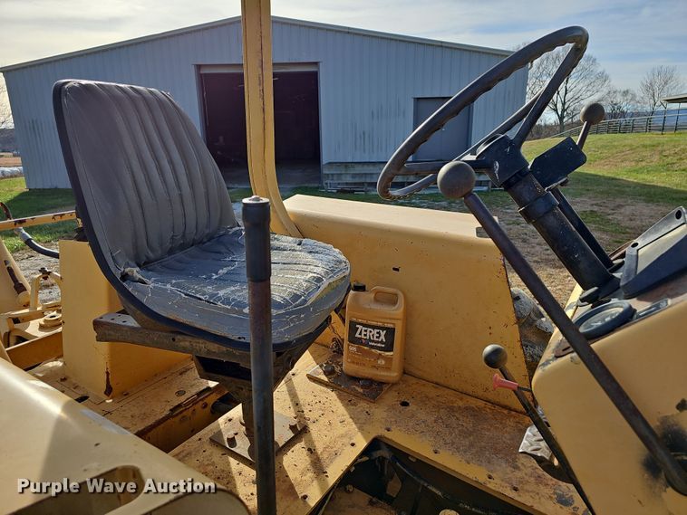 image for item NP9273 Ford 555A  backhoe