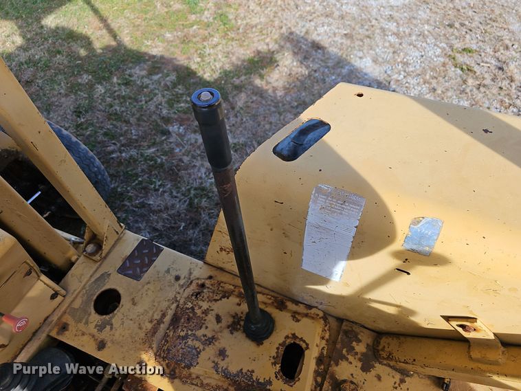 image for item NP9273 Ford 555A  backhoe