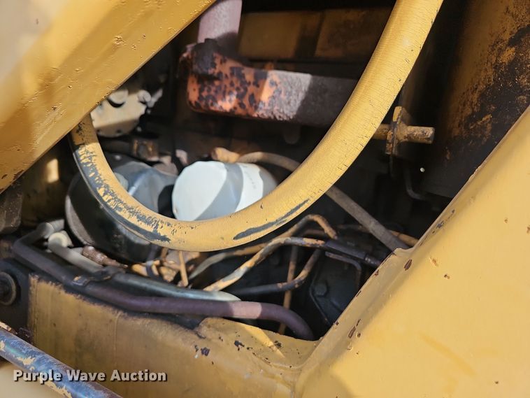 image for item NP9273 Ford 555A  backhoe