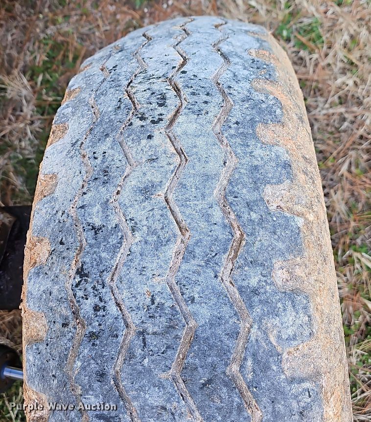 image for item NP9273 Ford 555A  backhoe