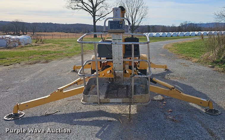 image for item NP9274 2008 Bil-Jax 4527A  boom lift