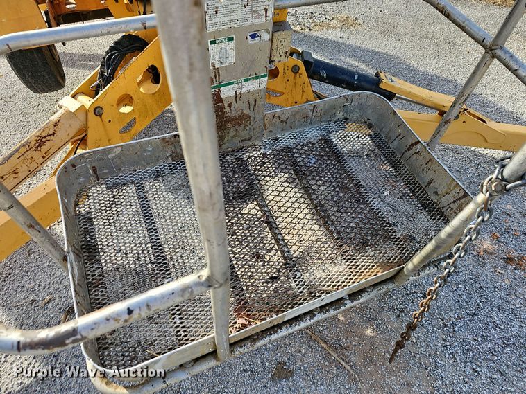 image for item NP9274 2008 Bil-Jax 4527A  boom lift