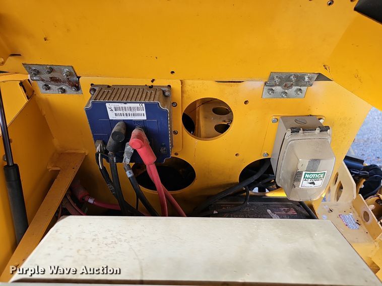 image for item NP9274 2008 Bil-Jax 4527A  boom lift