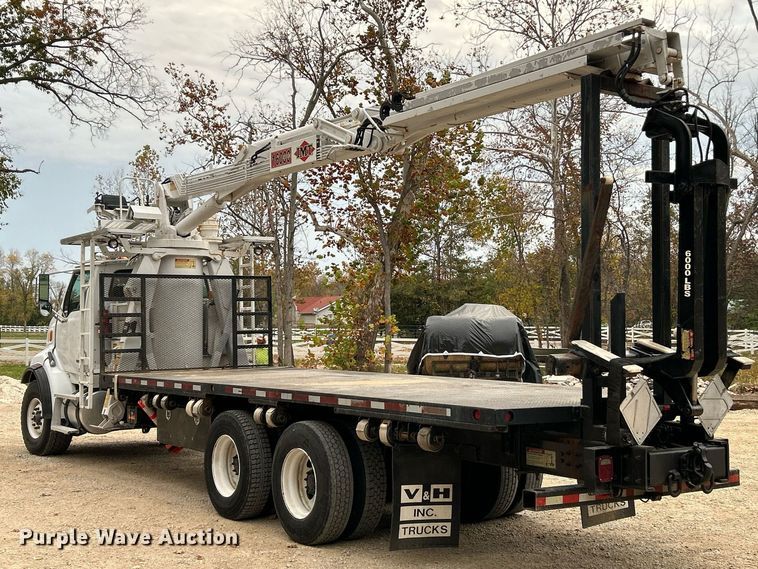 image for item NR9294 2005 Sterling LT9500  crane truck