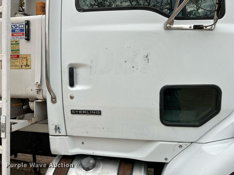 image for item NR9294 2005 Sterling LT9500  crane truck