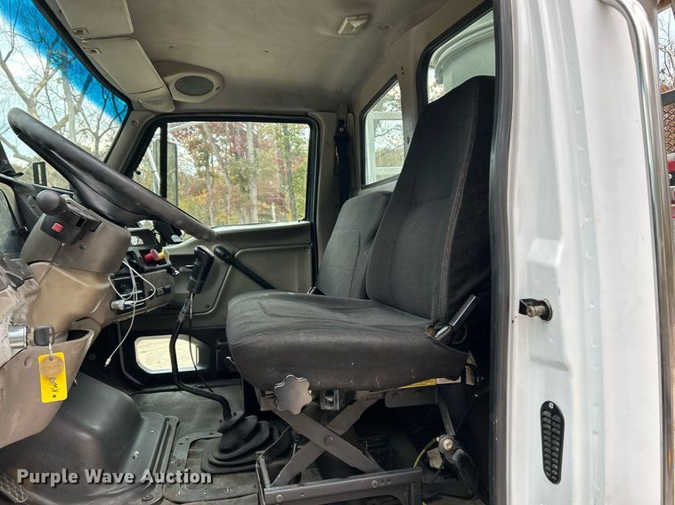 image for item NR9294 2005 Sterling LT9500  crane truck