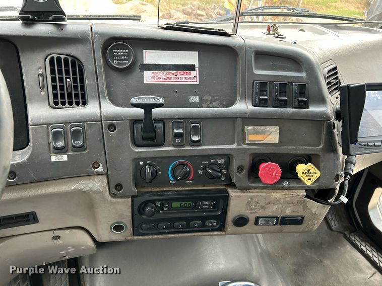 image for item NR9294 2005 Sterling LT9500  crane truck