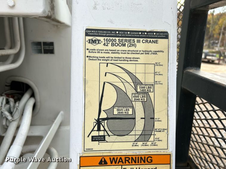 image for item NR9294 2005 Sterling LT9500  crane truck