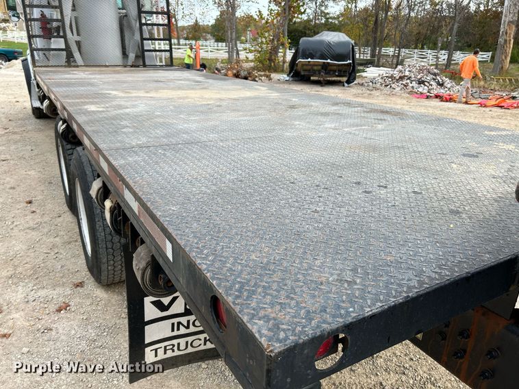 image for item NR9294 2005 Sterling LT9500  crane truck