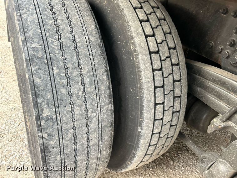 image for item NR9294 2005 Sterling LT9500  crane truck