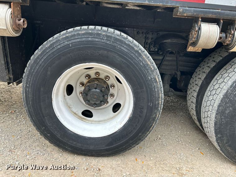 image for item NR9294 2005 Sterling LT9500  crane truck