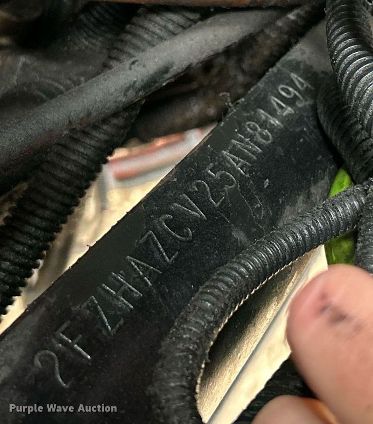 image for item NR9294 2005 Sterling LT9500  crane truck