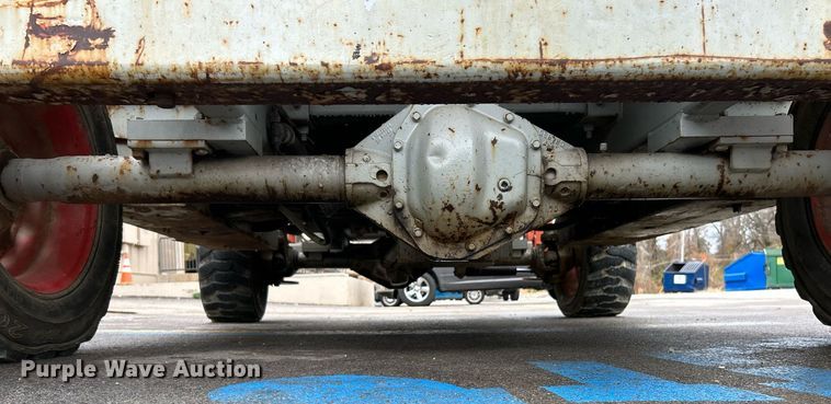 image for item NR9476 2001 Skyjack SJ8841  scissor lift