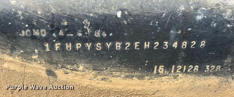 image for item NR9479 1984 Freightliner FLC  dump truck