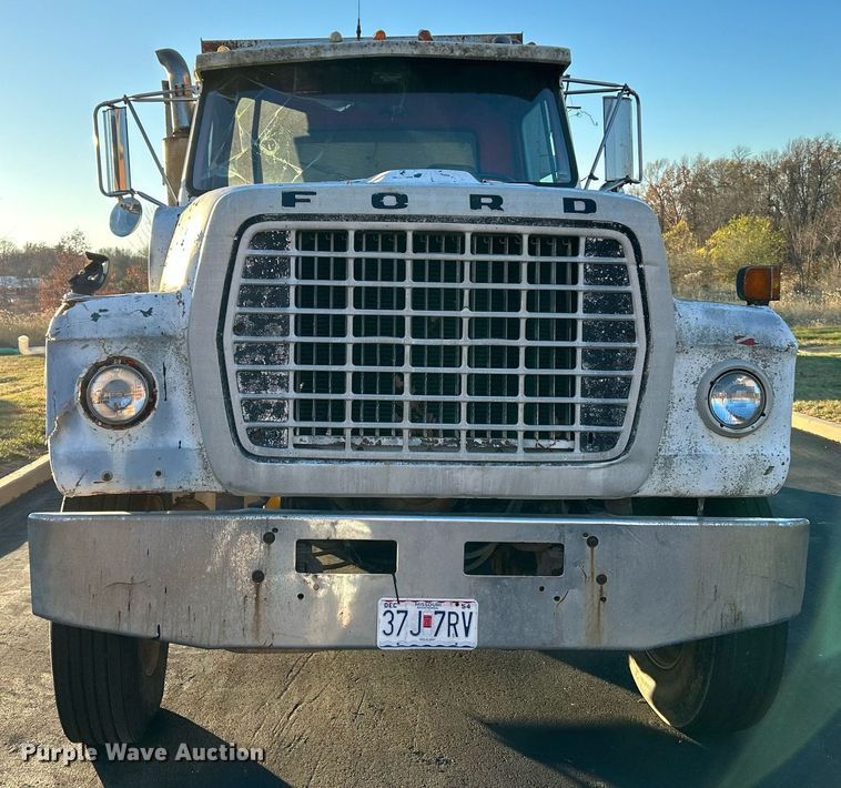 image for item NR9489 1979 Ford 9000  dump truck