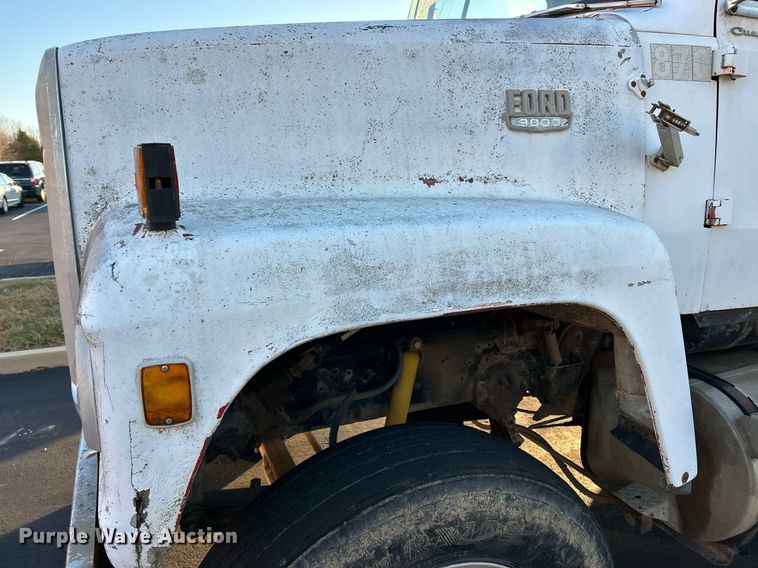 image for item NR9489 1979 Ford 9000  dump truck