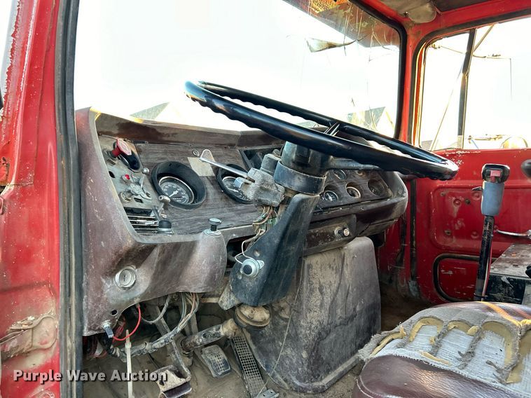 image for item NR9489 1979 Ford 9000  dump truck