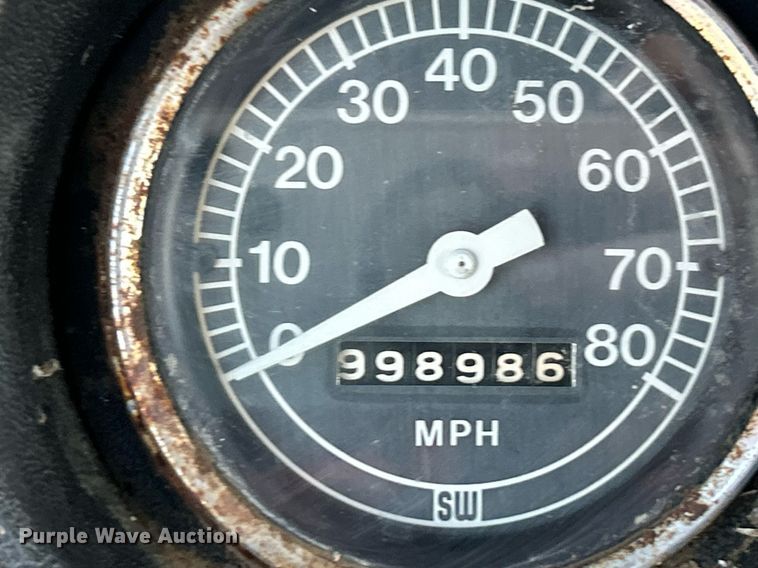 image for item NR9489 1979 Ford 9000  dump truck