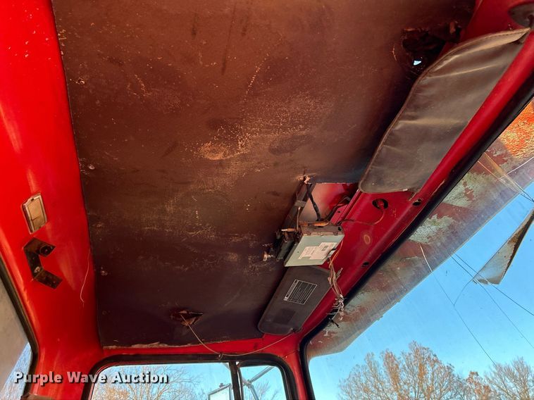 image for item NR9489 1979 Ford 9000  dump truck