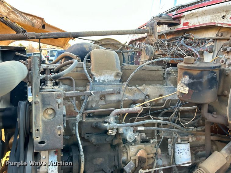 image for item NR9489 1979 Ford 9000  dump truck