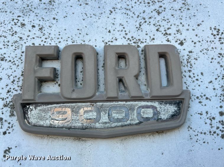 image for item NR9489 1979 Ford 9000  dump truck