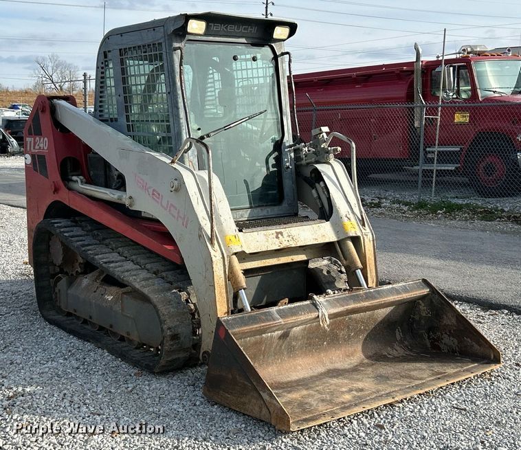 image for item NR9503 2012 Takeuchi TL240  tracked skid steer loader