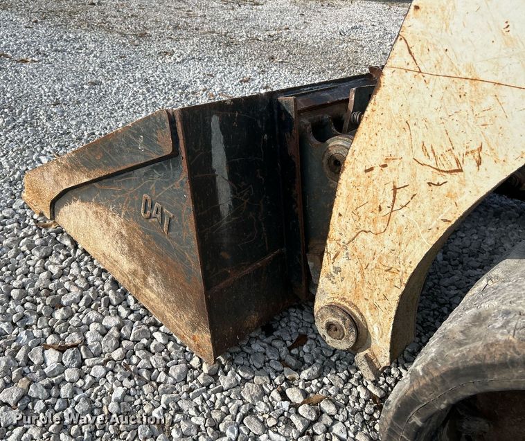 image for item NR9503 2012 Takeuchi TL240  tracked skid steer loader