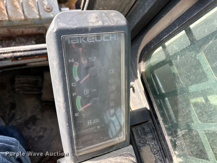 image for item NR9503 2012 Takeuchi TL240  tracked skid steer loader